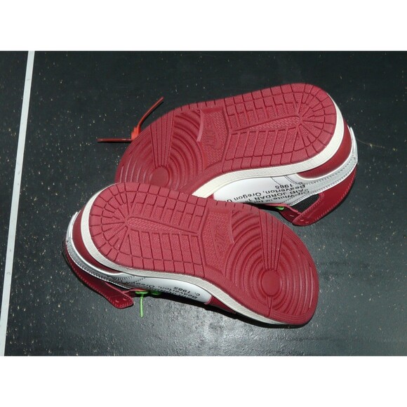 Nike Air Jordan 1 Retro High OG x Off-White Chicago Men\'s Size 7 | AA3834-101 main image 14